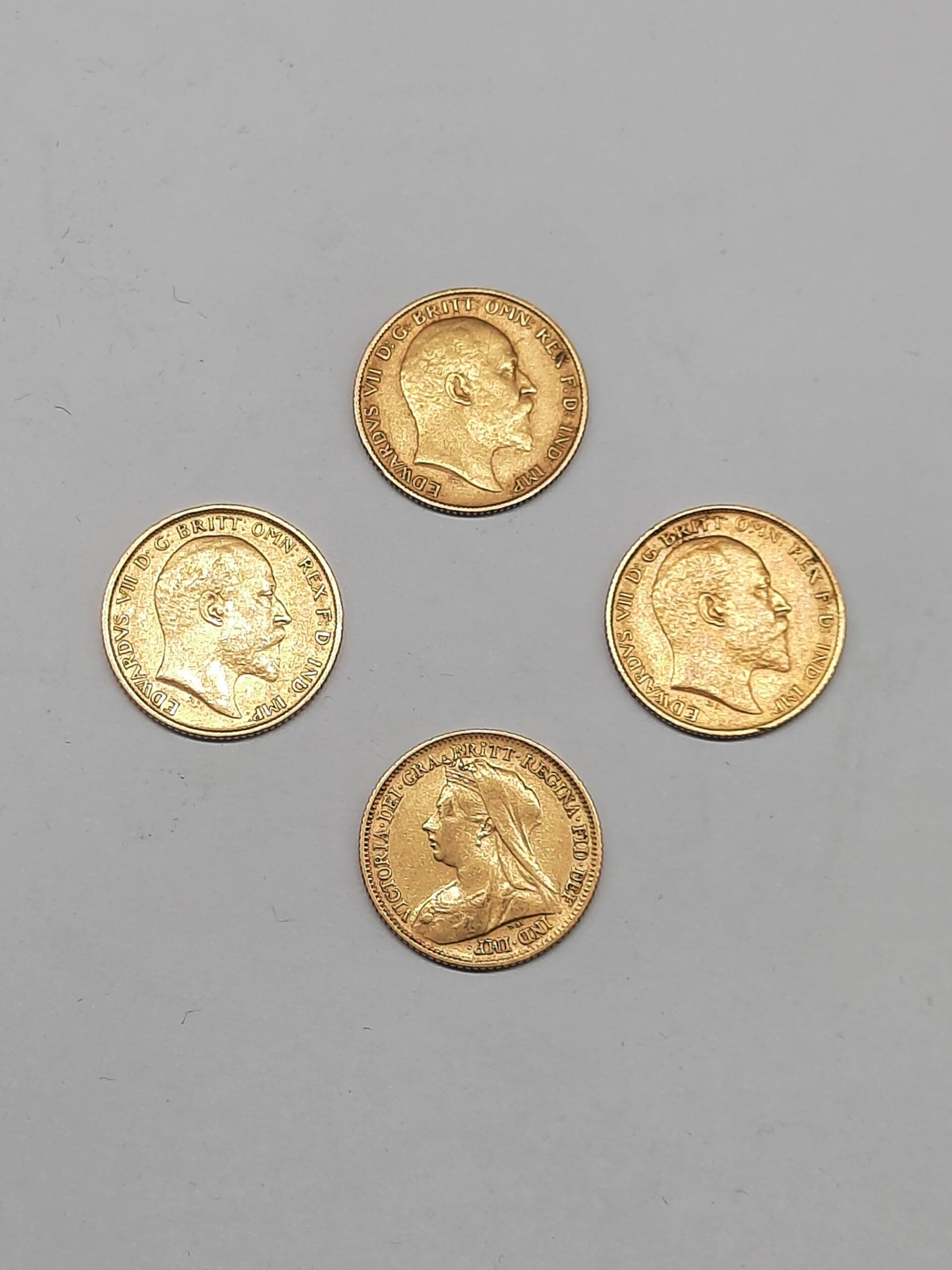 22ct Gold Half Sovereign Coin - Image 2