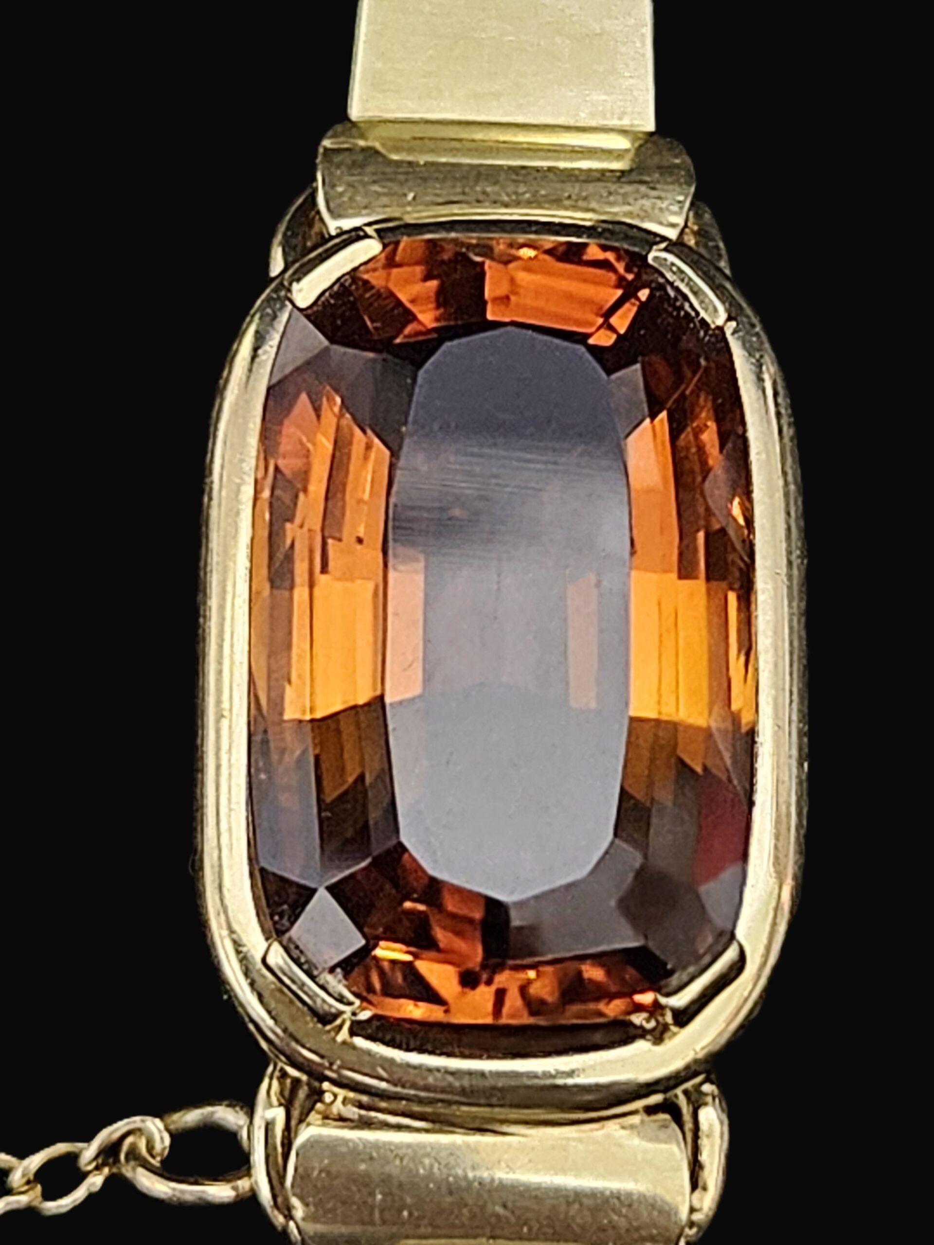 Vintage 14ct Yellow Gold Bracelet Set with a 28ct Citrine Valuation $7290.00 AUD - Image 2