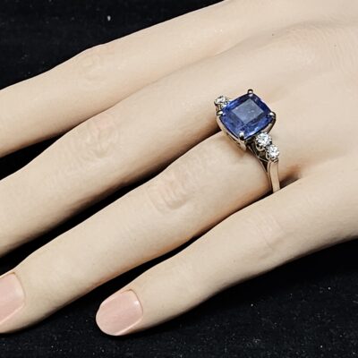 18ct White Gold 3.14ct Ceylon Sapphire & Diamond Ring Size N Valuation $32600 AUD