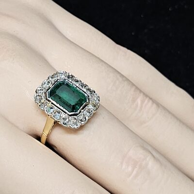 18ct Yellow Gold Gilson Emerald & Diamond Ring Size Q Valuation $7800AUD Weight 3.54Grm
