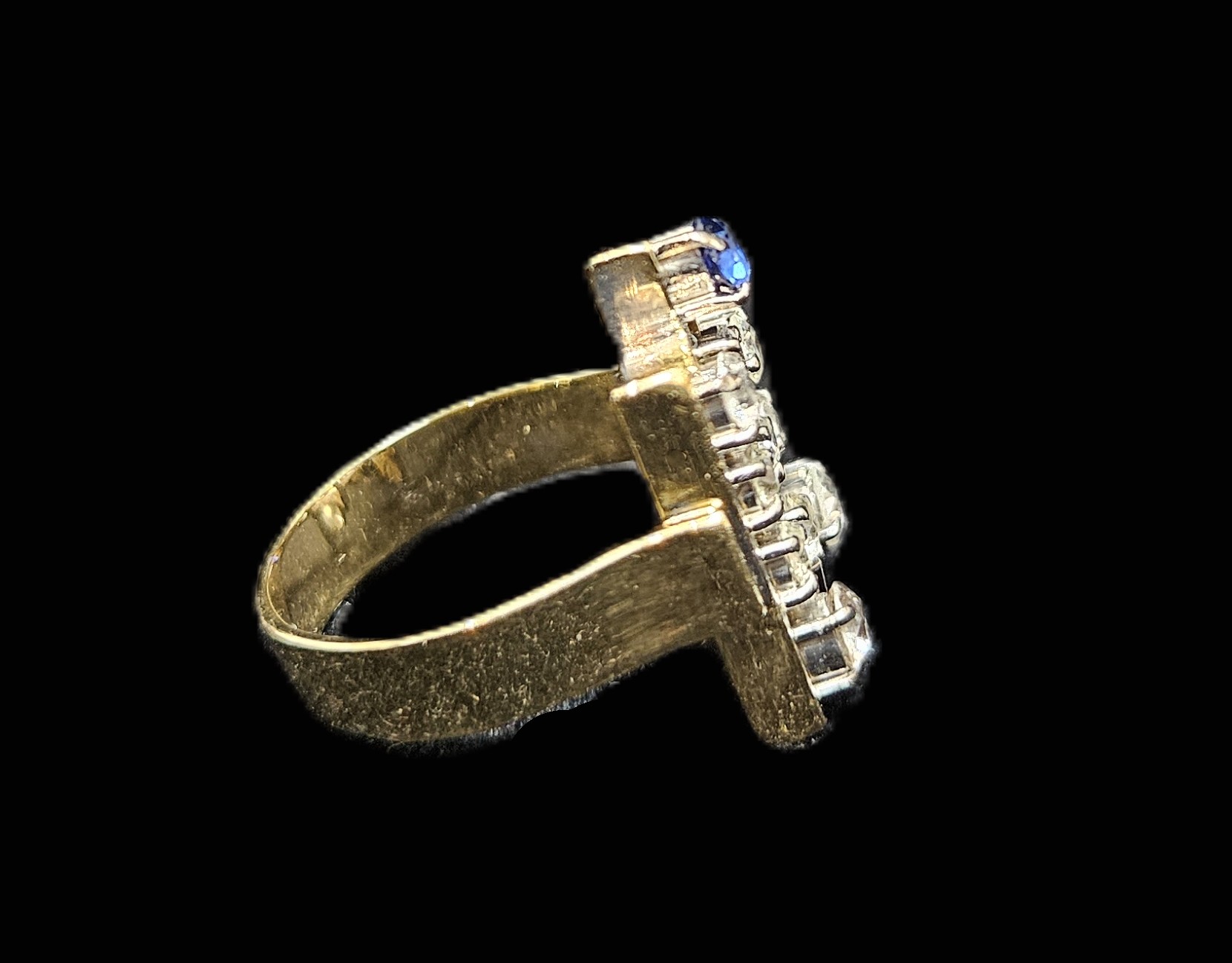18ct Yellow/White Gold "Brutalist" Diamond & Sapphire Ring Valuation $10980.00 AUD Size N1/2 - Image 4