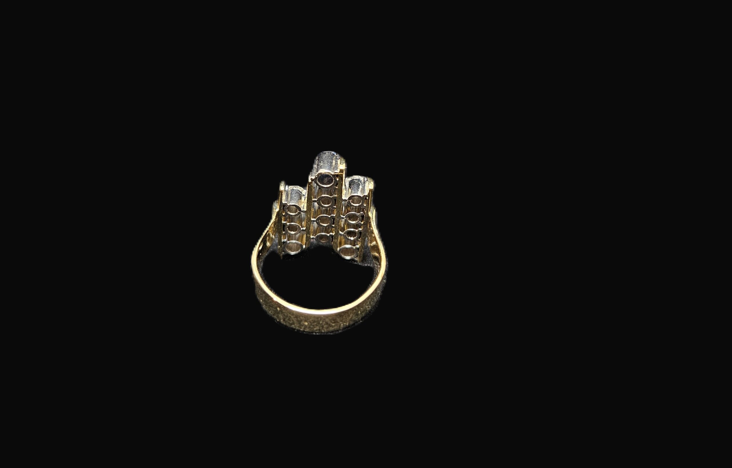 18ct Yellow/White Gold "Brutalist" Diamond & Sapphire Ring Valuation $10980.00 AUD Size N1/2 - Image 5
