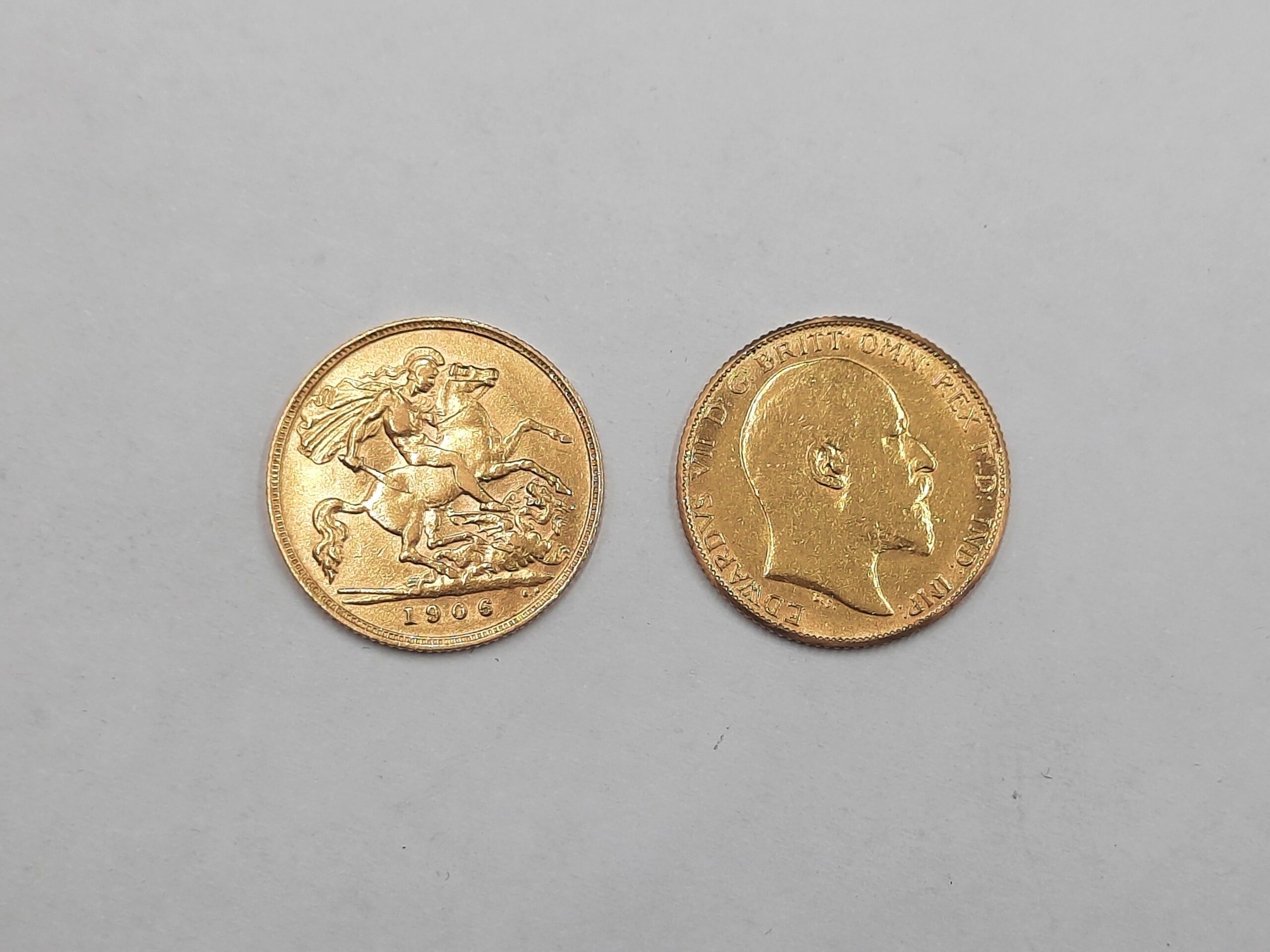 1900's 22ct Gold Half Sovereign Coin - Image 2